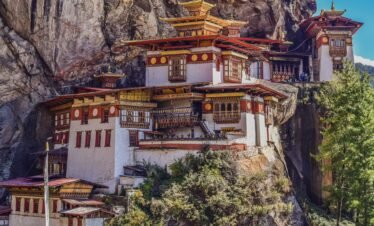 Annapurna Circuit Trek with Tilicho Lake